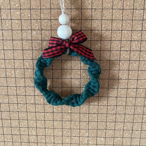 Macrame wreath ornaments - Picture 2 of 7